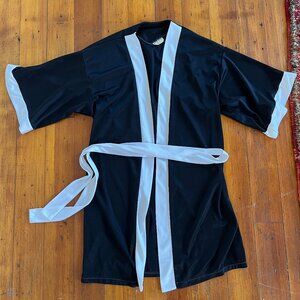 Night Works Vintage Short Robe Size Small Black and White classic style